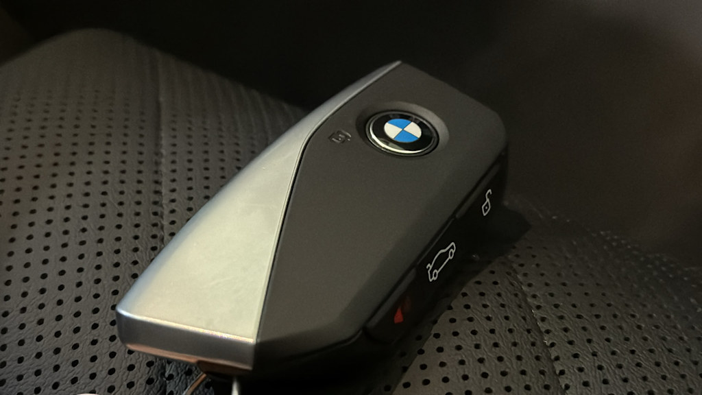 2025 BMW X5 xDrive50e 17