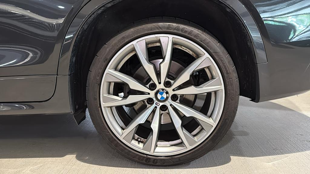 Thumbnail: 2017 BMW X4 - 8