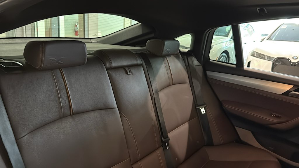 Thumbnail: 2017 BMW X4 - 33