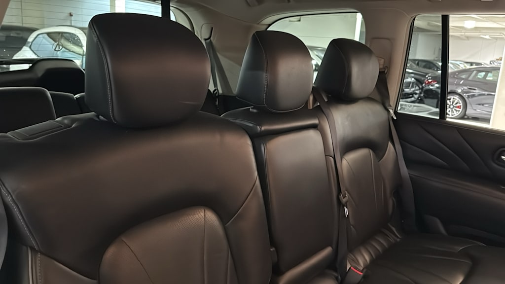 Thumbnail: 2016 INFINITI QX80 - 11