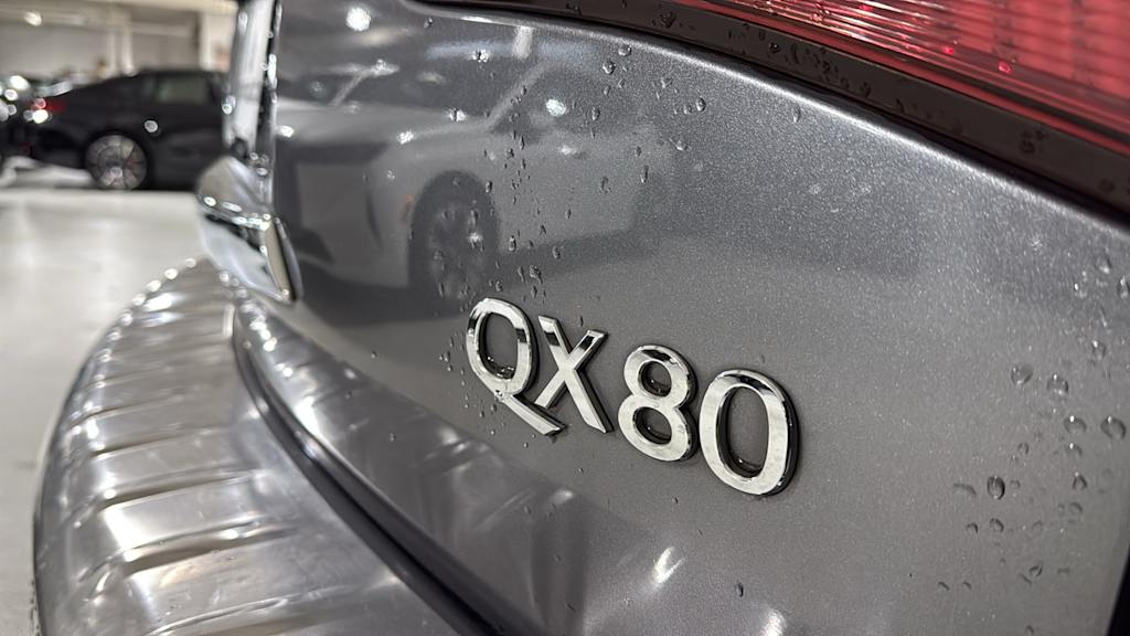 Thumbnail: 2016 INFINITI QX80 - 19