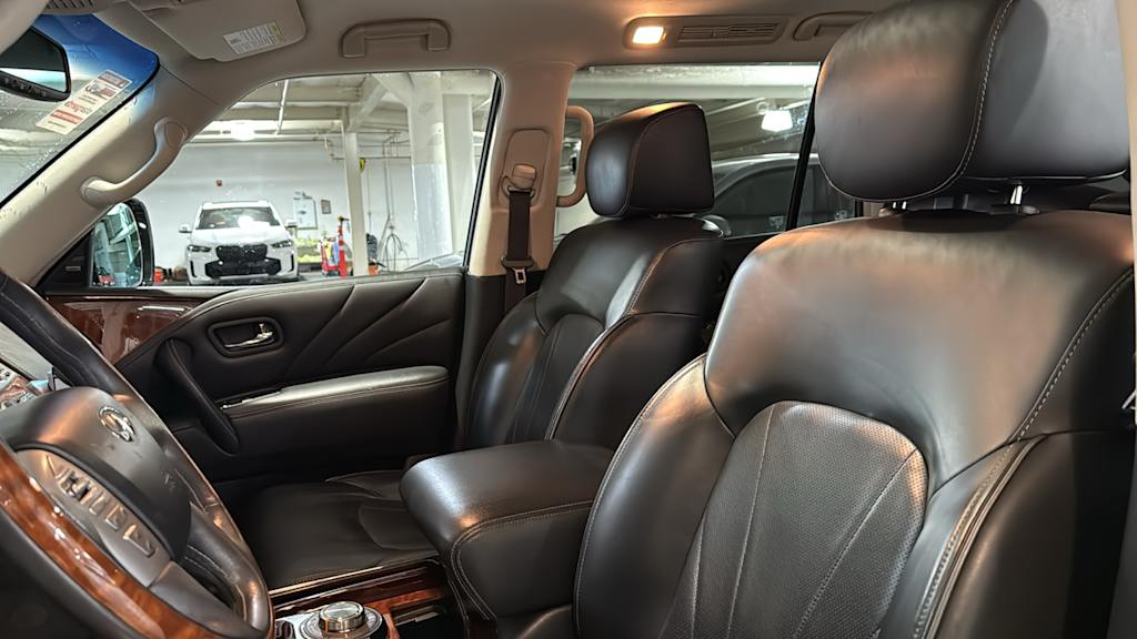 Thumbnail: 2016 INFINITI QX80 - 10