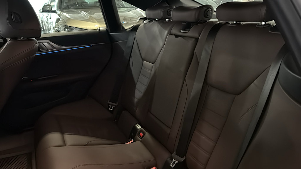 Thumbnail: 2024 BMW i4 - 30