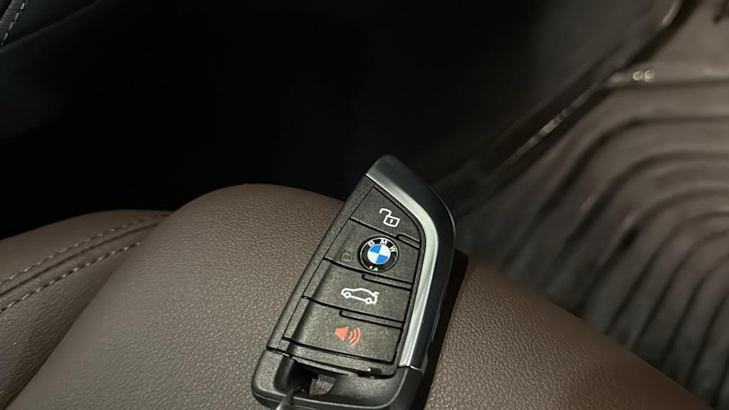 Thumbnail: 2024 BMW i4 - 35
