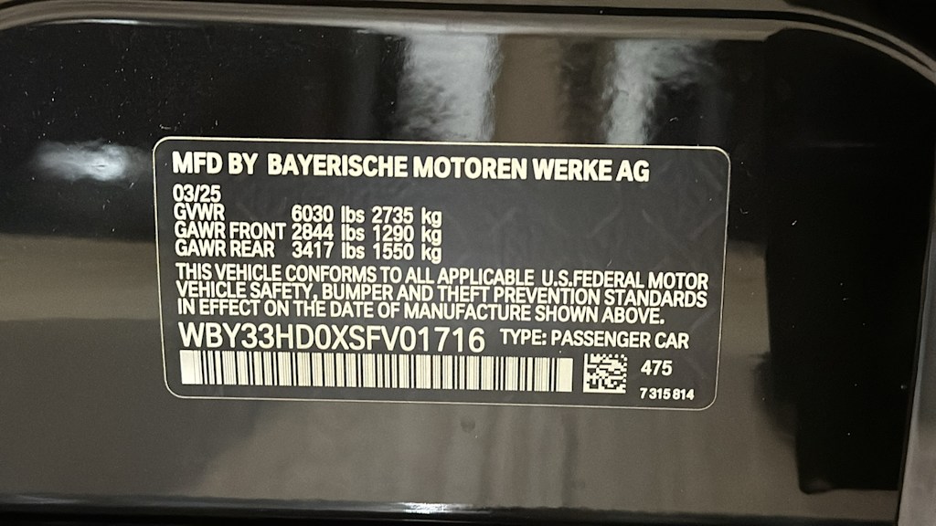 Thumbnail: 2025 BMW i4 - 17