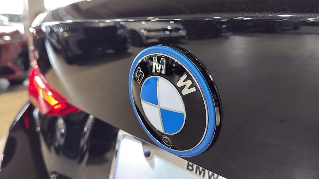Thumbnail: 2025 BMW i4 - 7