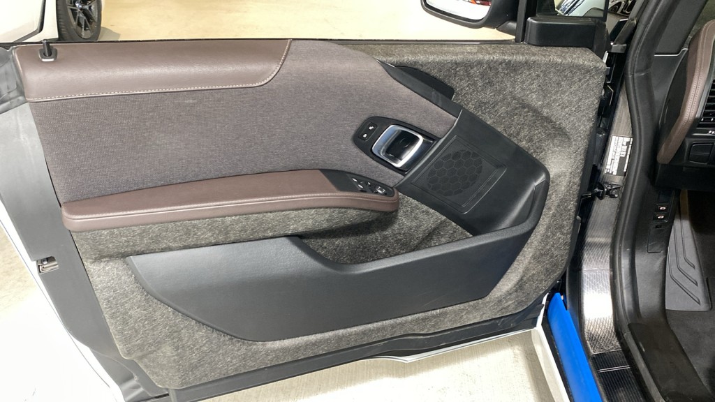 2021 BMW i3 Base 19