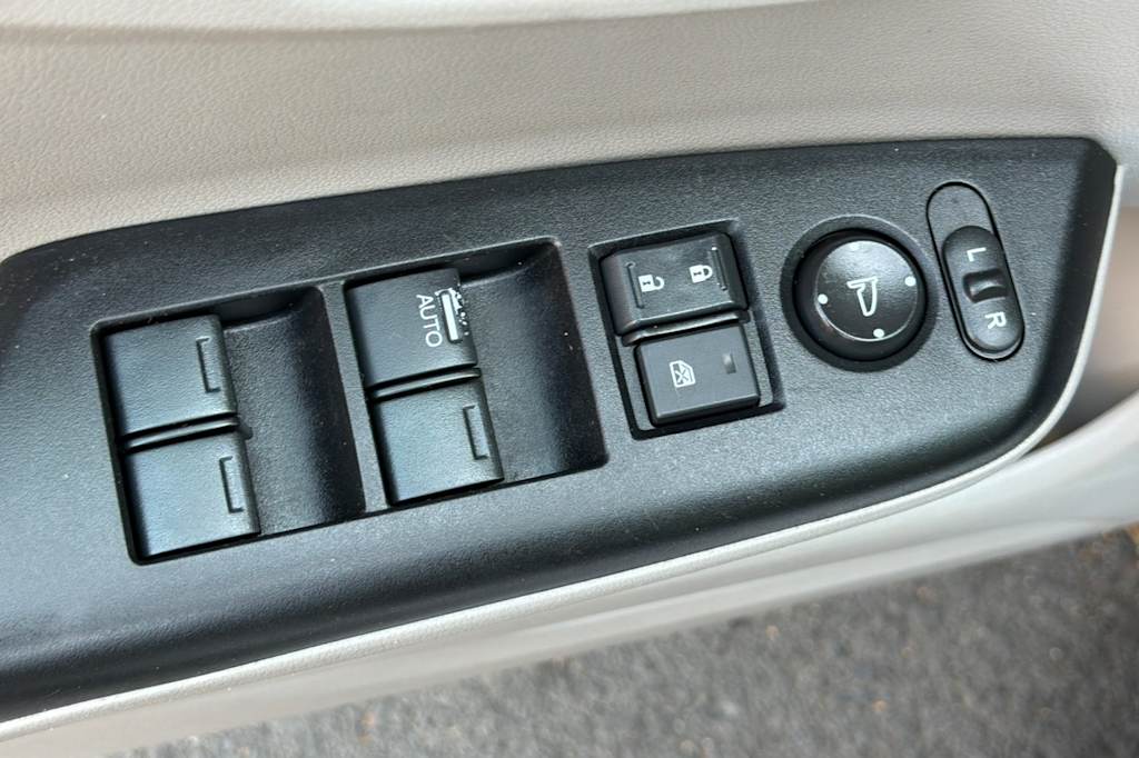 Thumbnail: 2014 Honda Civic - 21