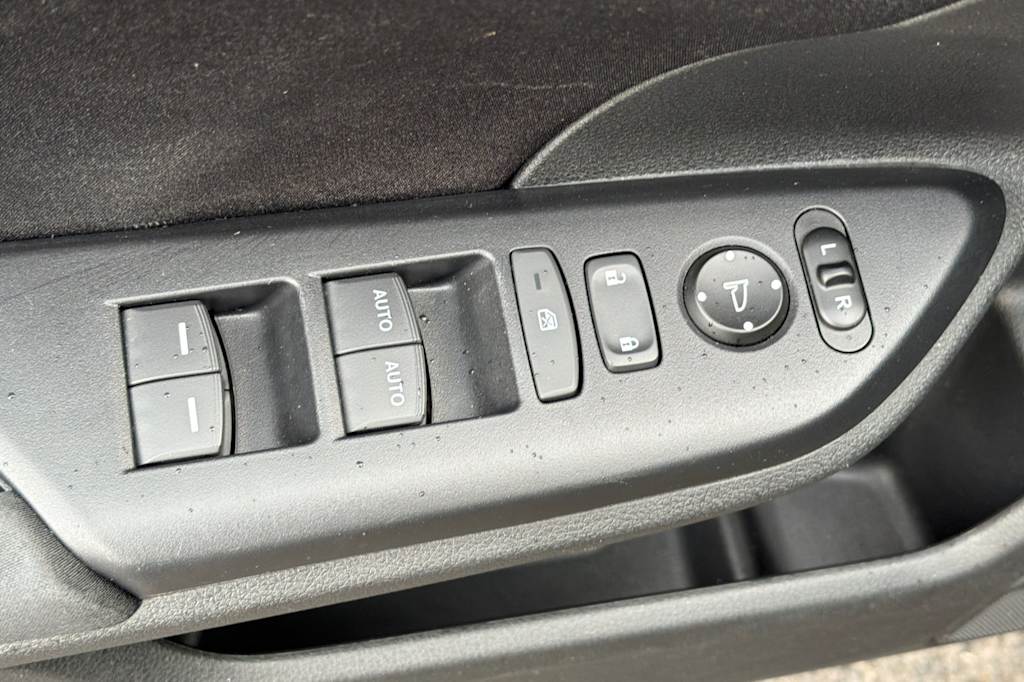 Thumbnail: 2019 Honda Insight - 21