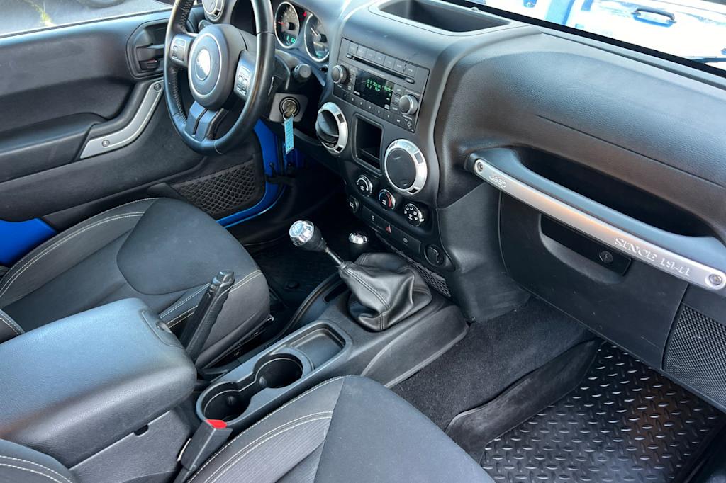 2016 Jeep Wrangler Rubicon 12