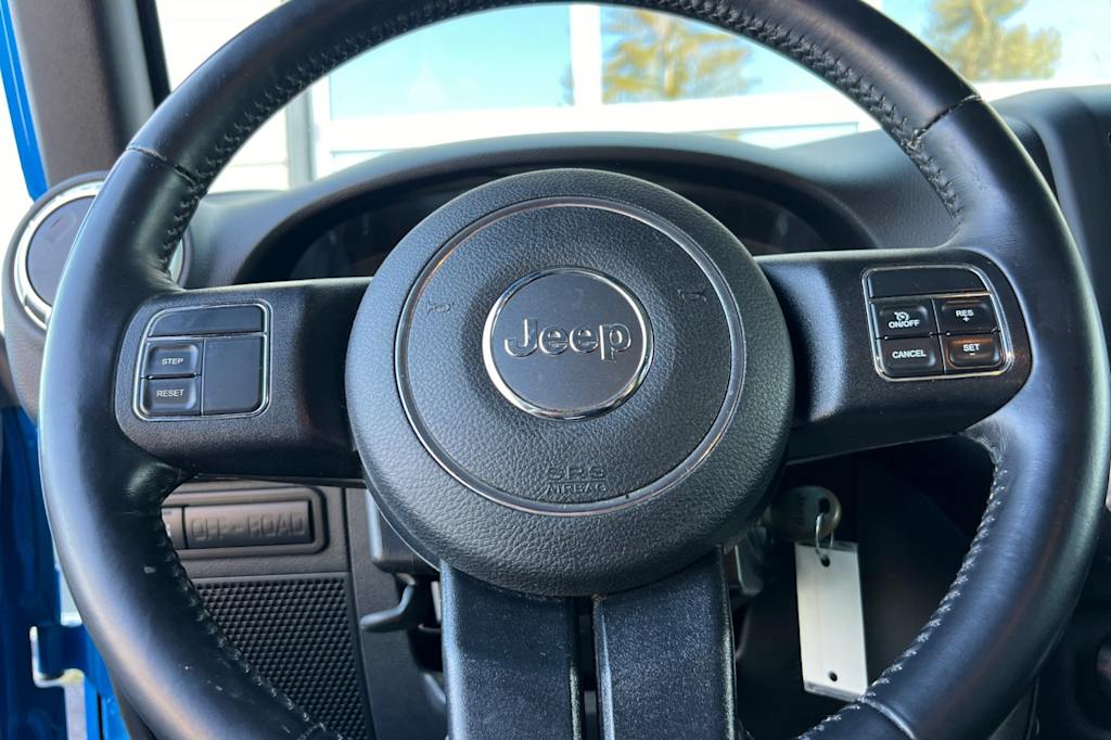 2016 Jeep Wrangler Rubicon 25