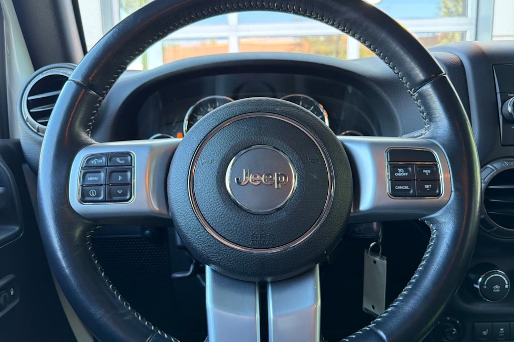 Thumbnail: 2018 Jeep Wrangler - 11