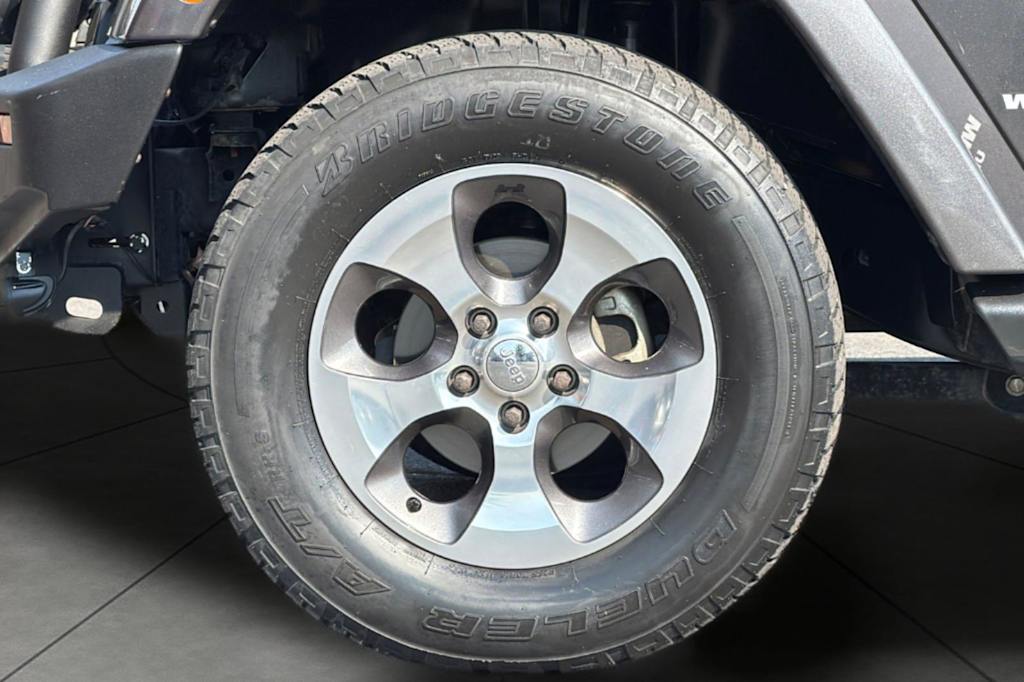 Thumbnail: 2016 Jeep Wrangler - 5