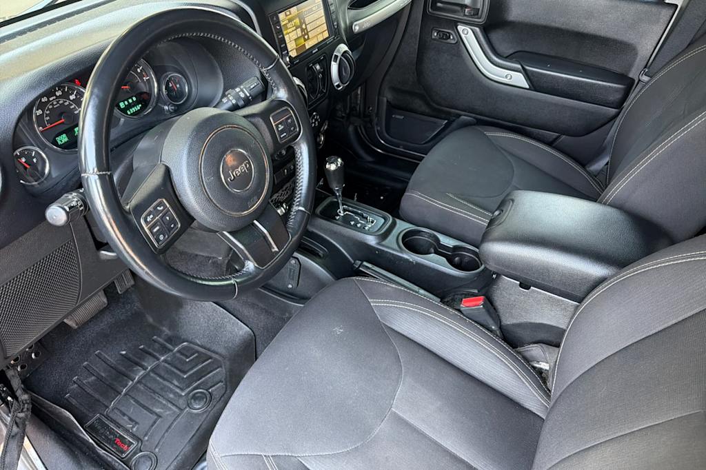 Thumbnail: 2016 Jeep Wrangler - 8