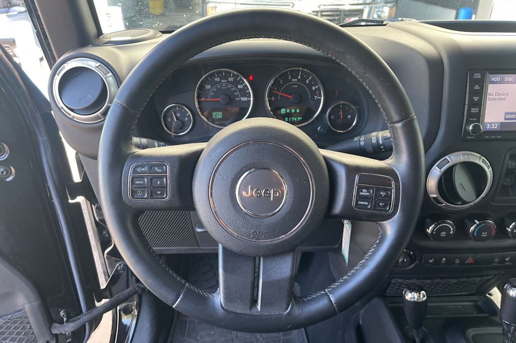Thumbnail: 2015 Jeep Wrangler - 9
