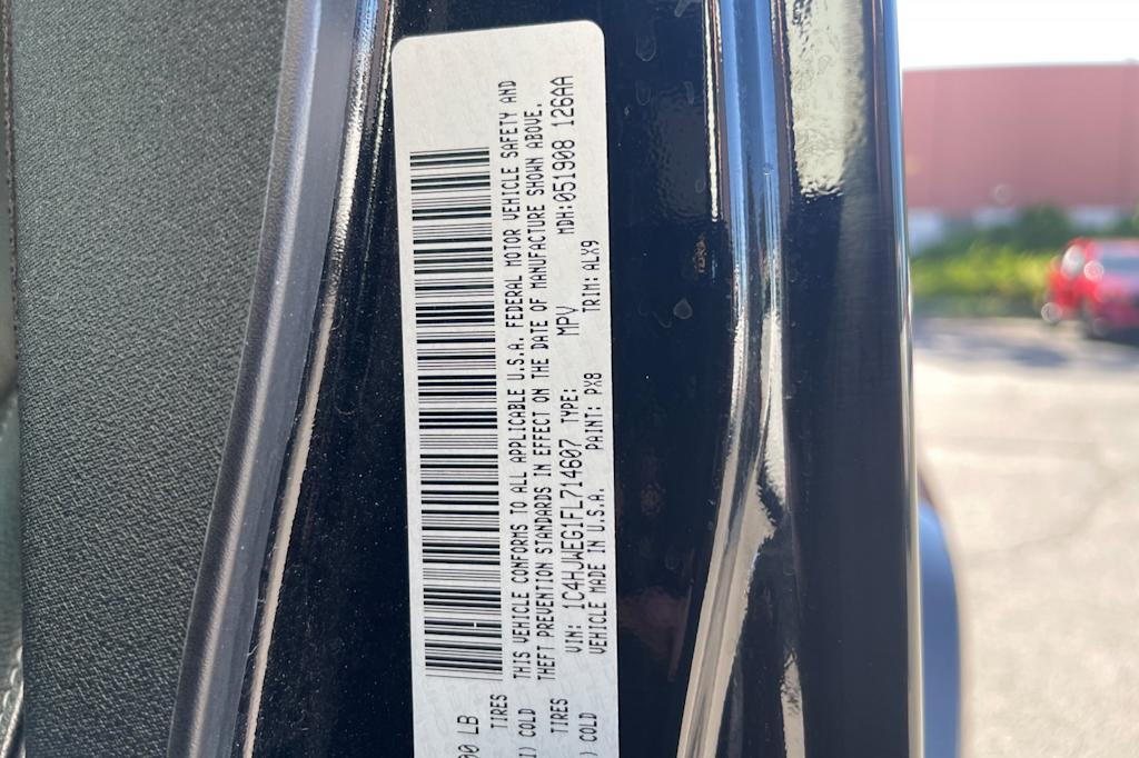 Thumbnail: 2015 Jeep Wrangler - 13