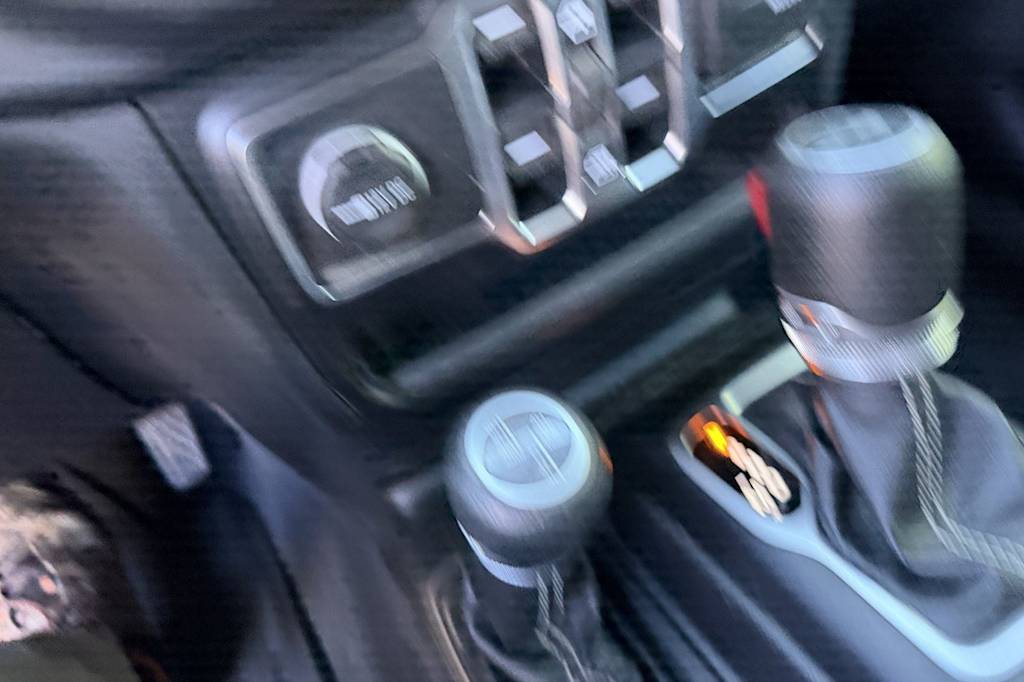 Thumbnail: 2020 Jeep Wrangler - 28