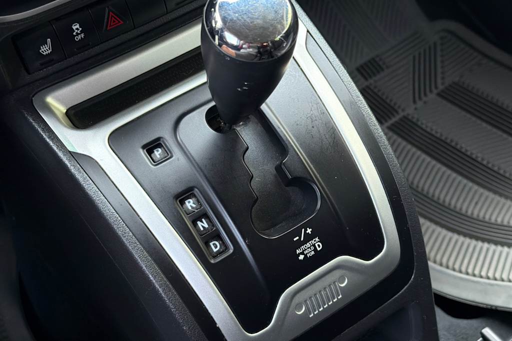 Thumbnail: 2016 Jeep Compass - 14