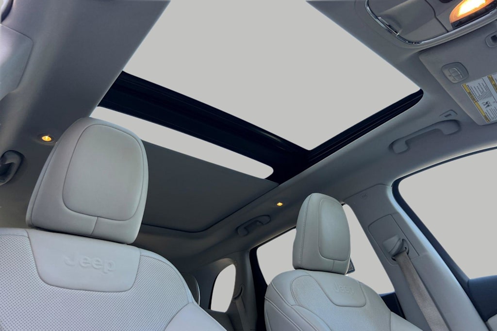 2019 Jeep Cherokee Limited Edition 23