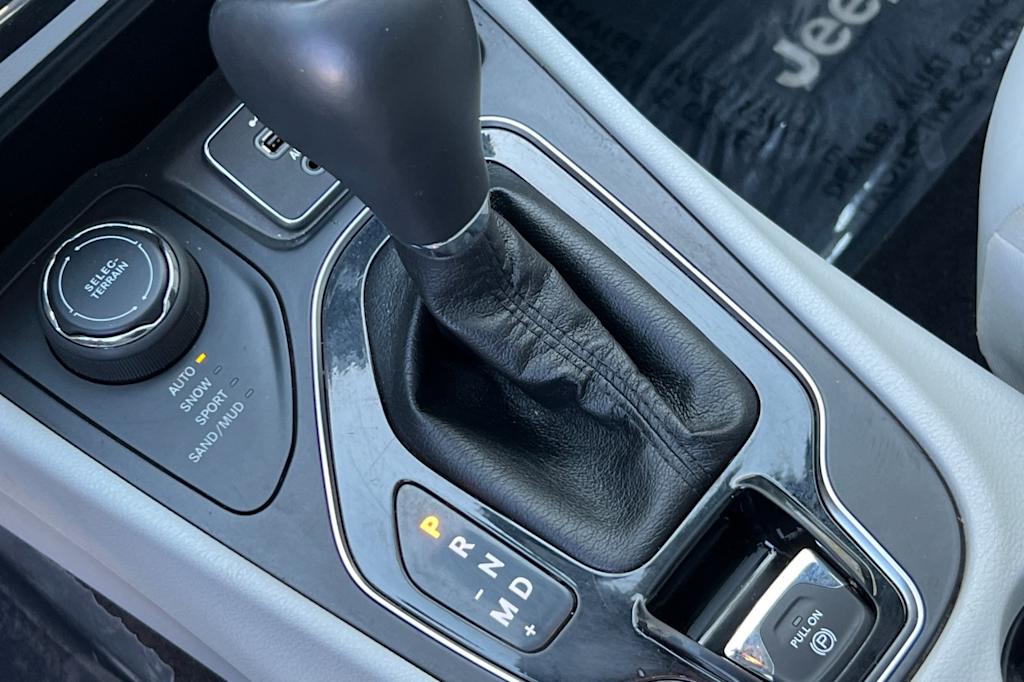 2019 Jeep Cherokee Limited Edition 14