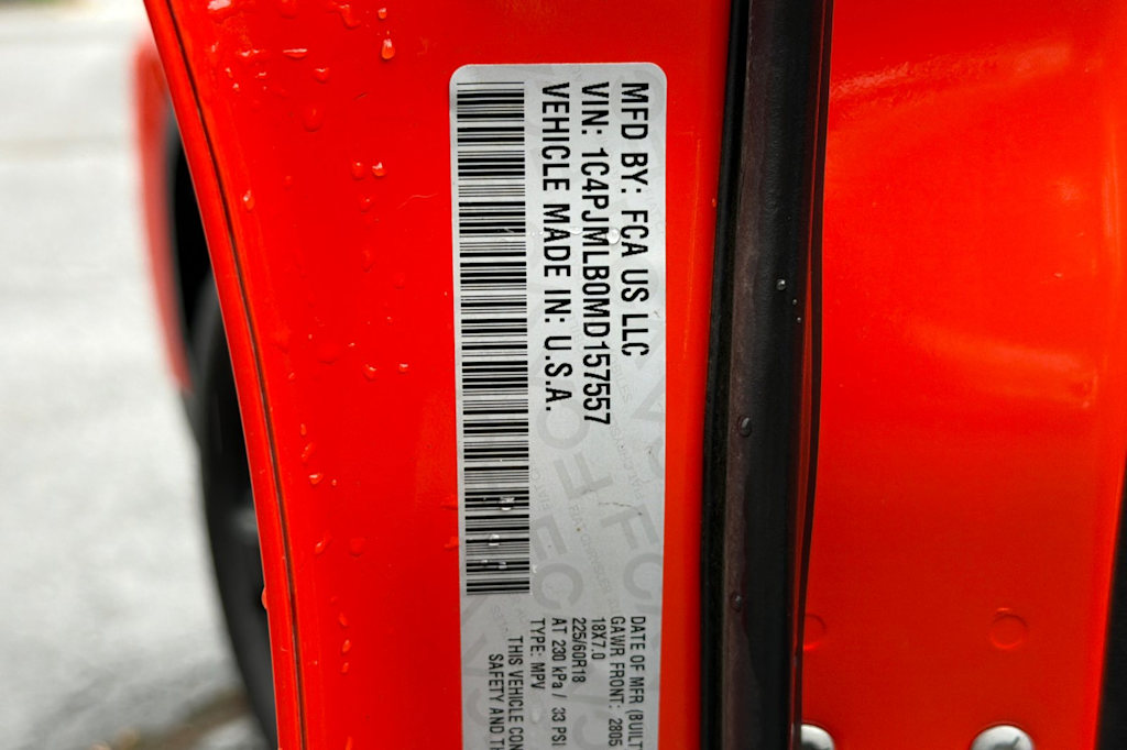 Thumbnail: 2021 Jeep Cherokee - 17