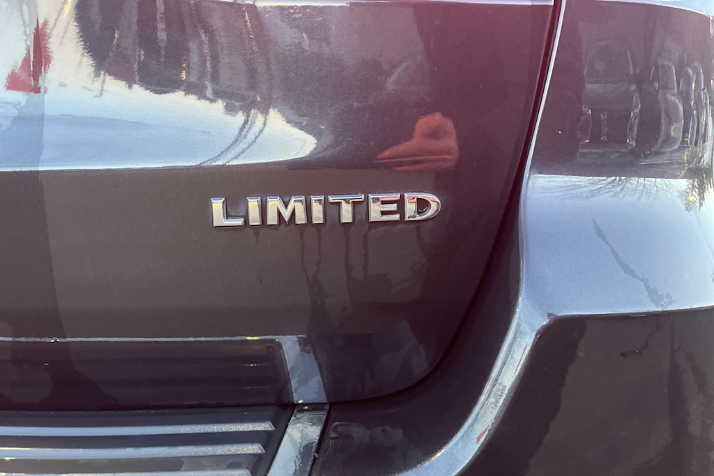 Thumbnail: 2015 Jeep Grand Cherokee - 7