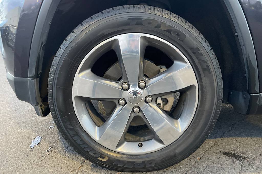 Thumbnail: 2015 Jeep Grand Cherokee - 8