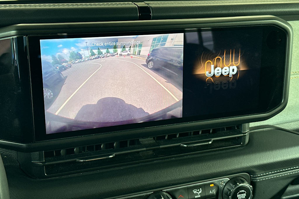 Thumbnail: 2024 Jeep Wrangler - 24