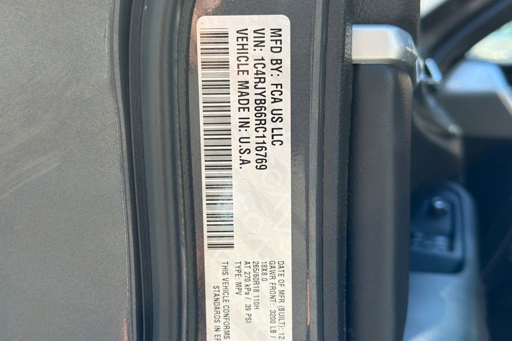 Thumbnail: 2024 Jeep Grand Cherokee - 16