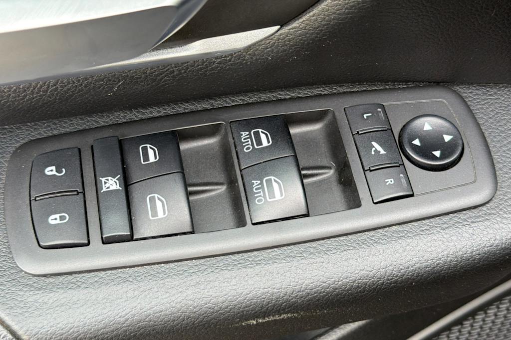 Thumbnail: 2021 RAM 1500 - 20