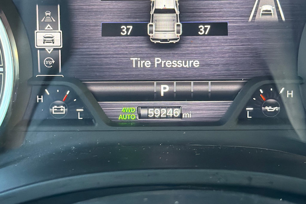 Thumbnail: 2025 RAM 1500 - 25