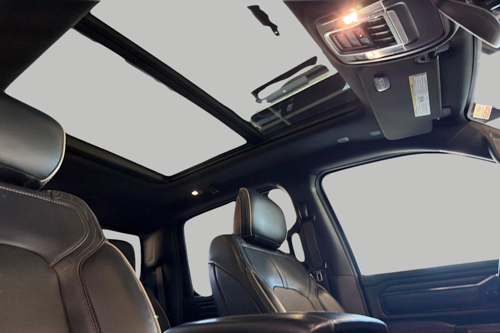Thumbnail: 2022 RAM 1500 - 21