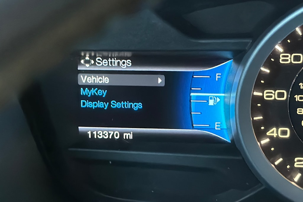 Thumbnail: 2015 Ford Explorer - 28