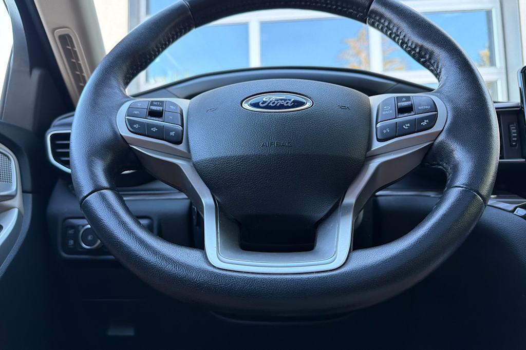 Thumbnail: 2021 Ford Explorer - 26