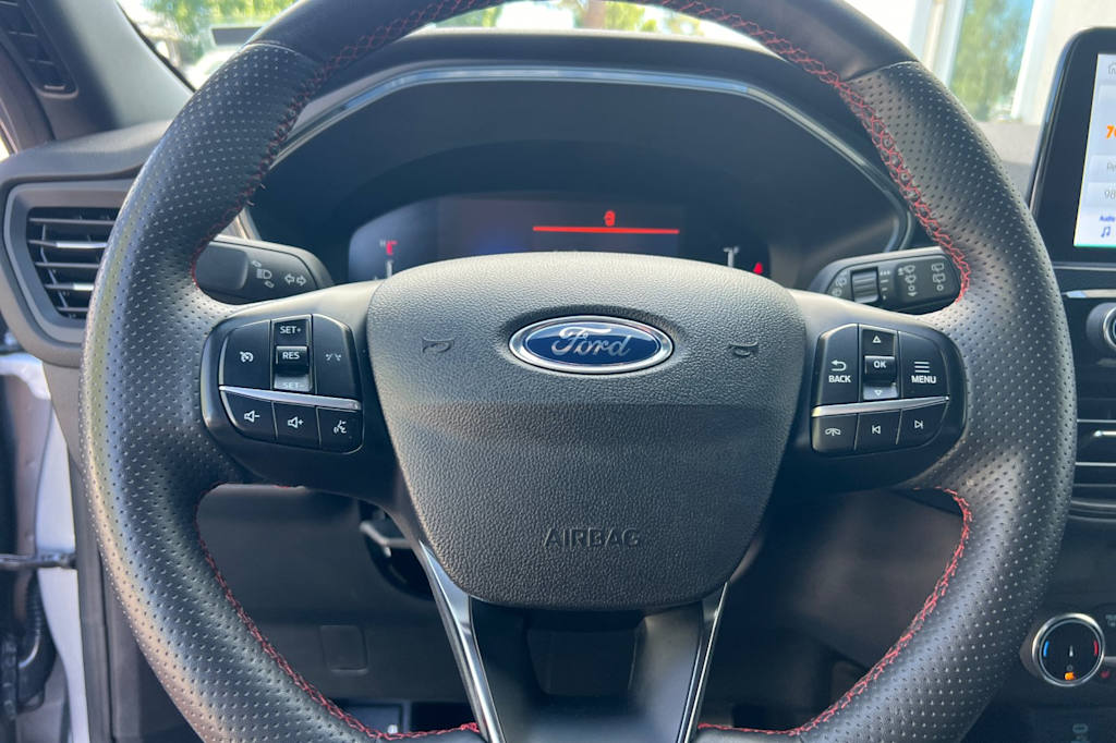 Thumbnail: 2023 Ford Escape - 27