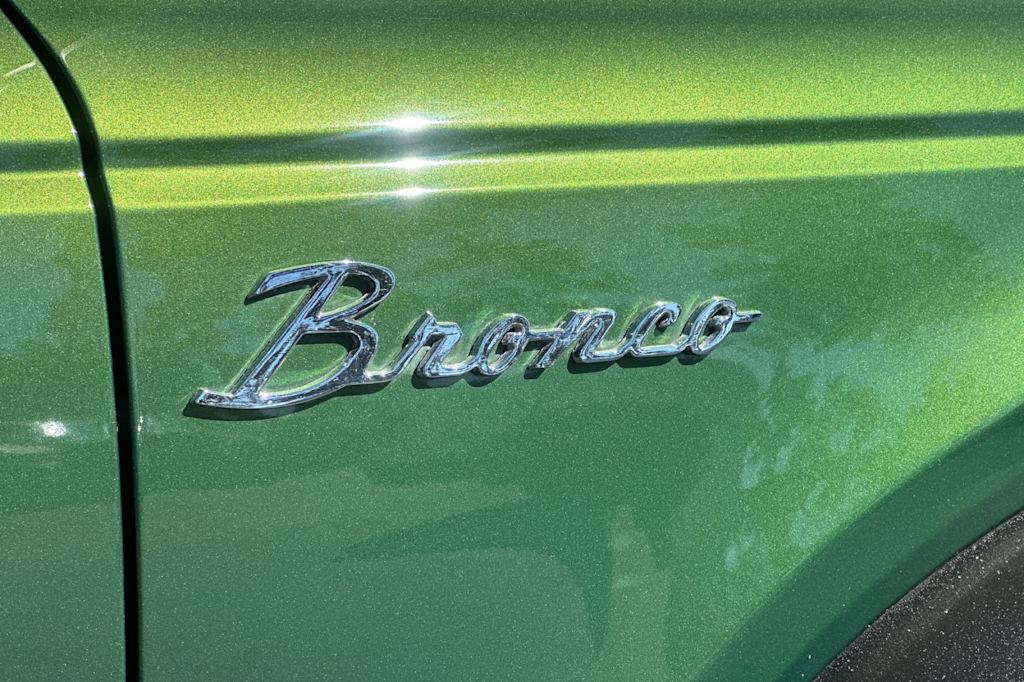 Thumbnail: 2022 Ford Bronco - 6