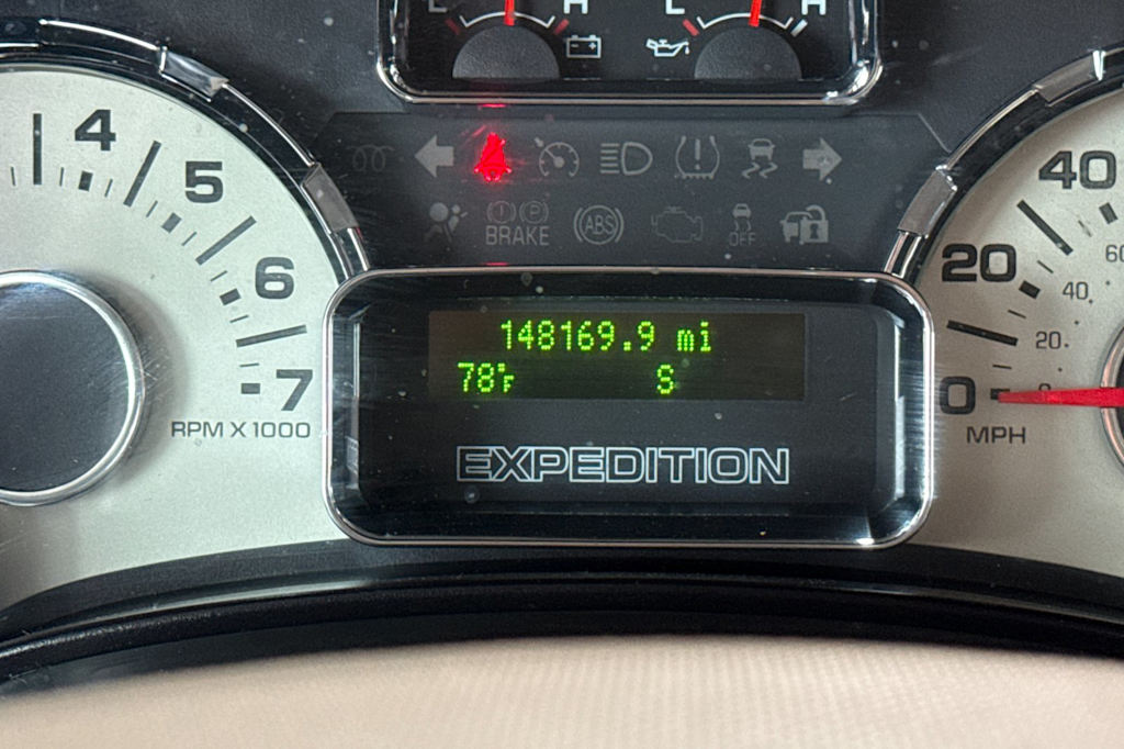 Thumbnail: 2013 Ford Expedition - 27