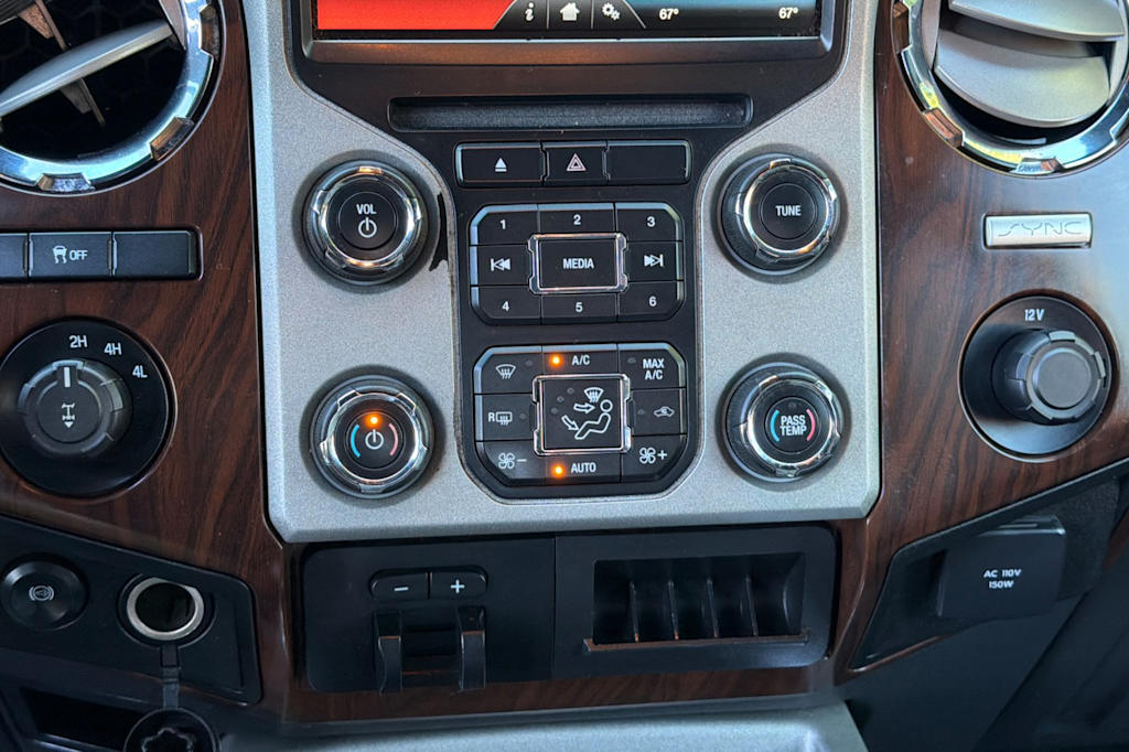 Thumbnail: 2015 Ford F-250 - 23