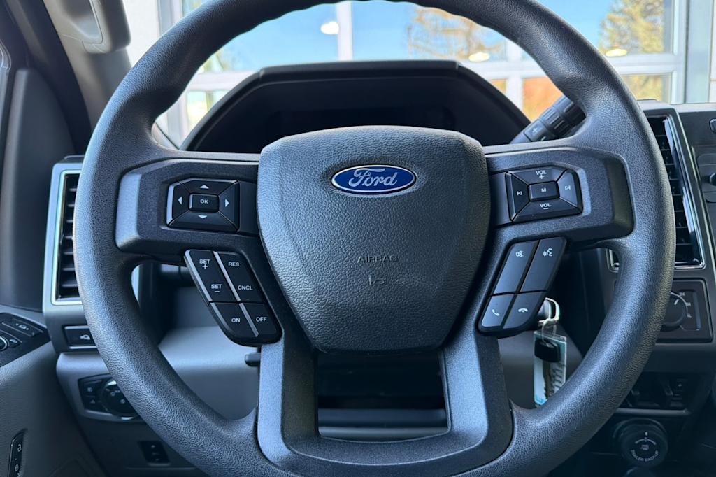 Thumbnail: 2022 Ford F-350 - 25