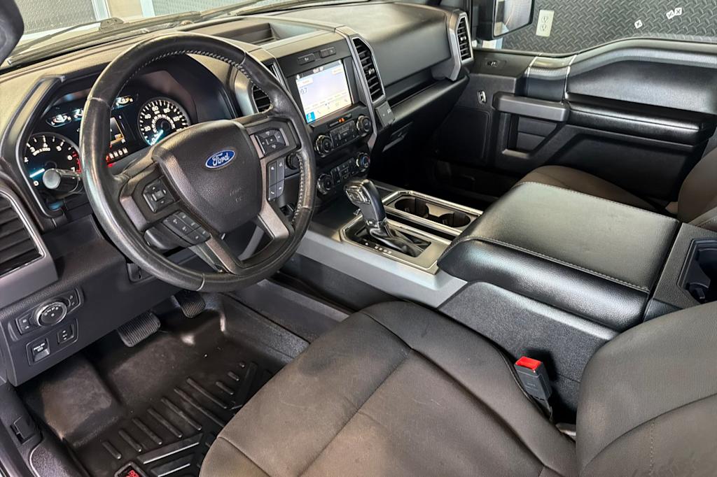 Thumbnail: 2019 Ford F-150 - 9