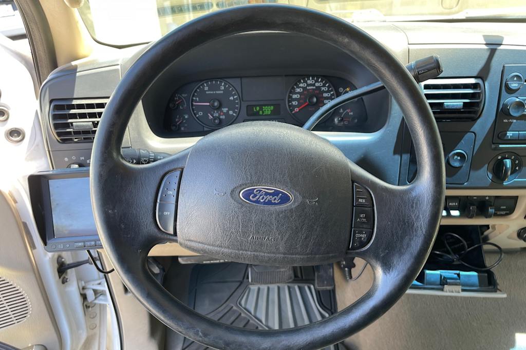 Thumbnail: 2006 Ford F-350 - 9