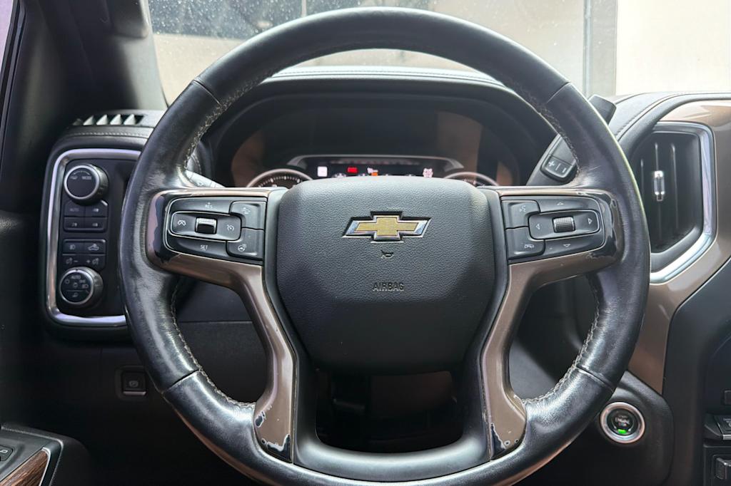Thumbnail: 2021 Chevrolet Silverado 3500 - 26