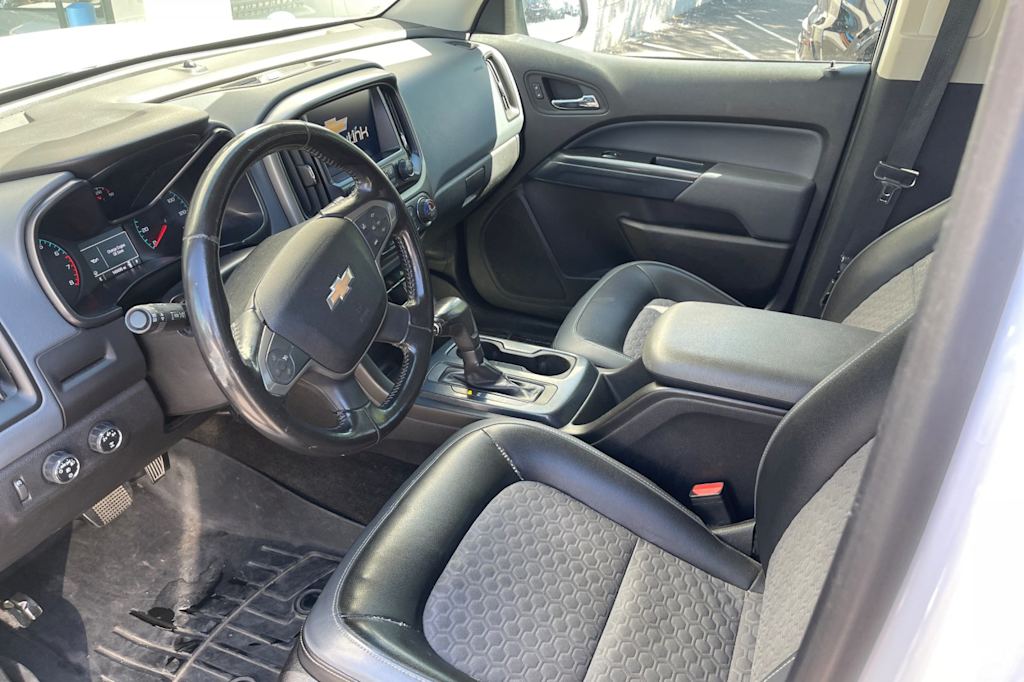 Thumbnail: 2015 Chevrolet Colorado - 10