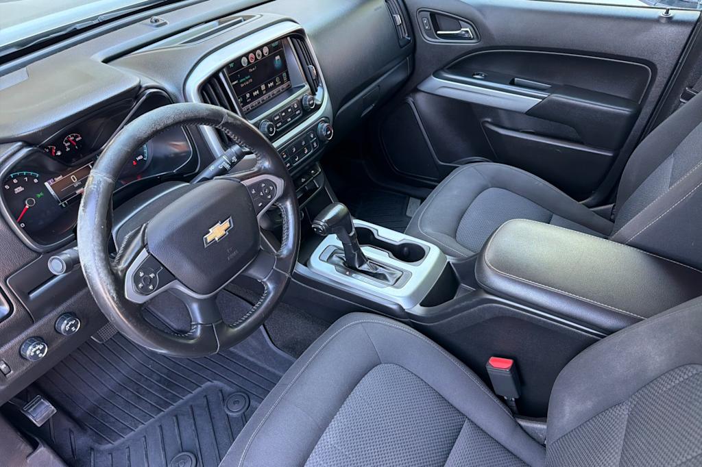 Thumbnail: 2017 Chevrolet Colorado - 9
