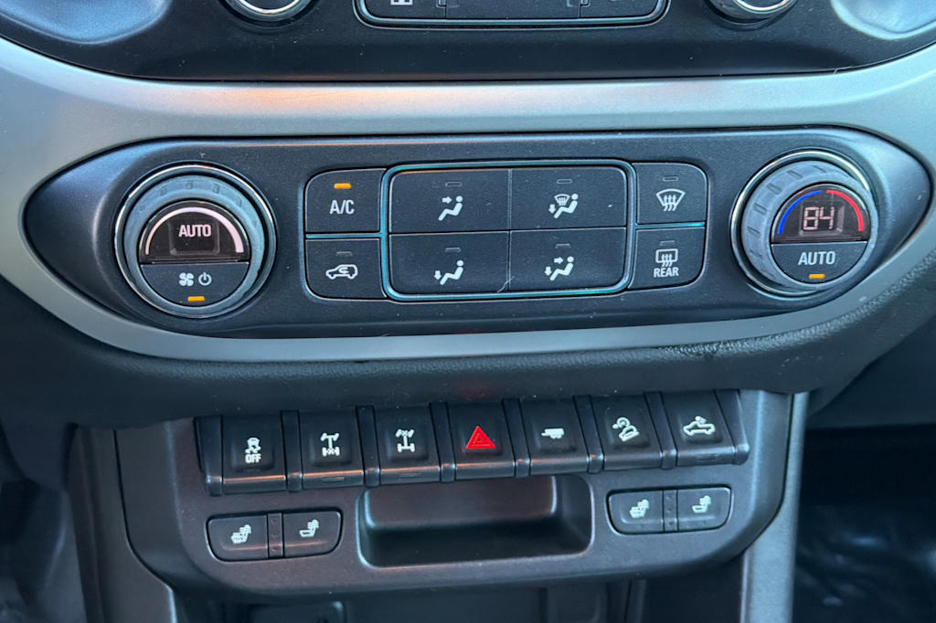 Thumbnail: 2020 Chevrolet Colorado - 25