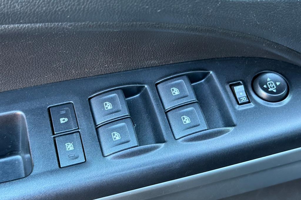 Thumbnail: 2020 Chevrolet Colorado - 22