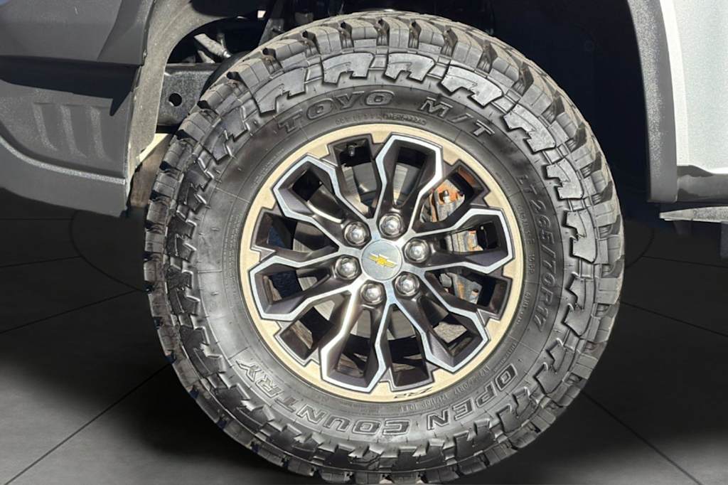 Thumbnail: 2019 Chevrolet Colorado - 8