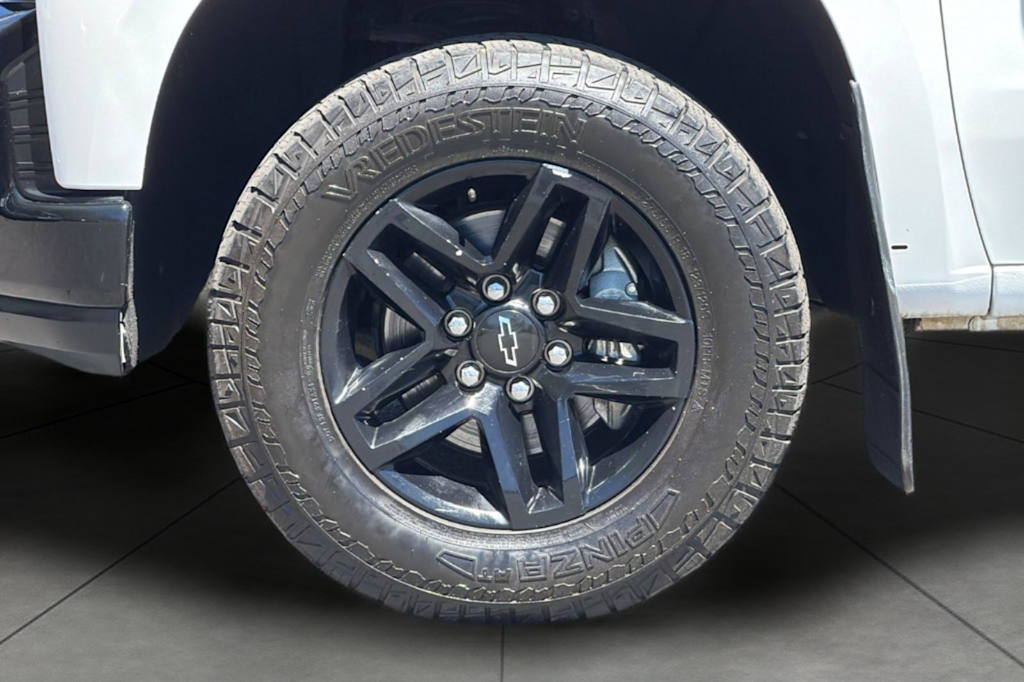 Thumbnail: 2019 Chevrolet Silverado 1500 - 8