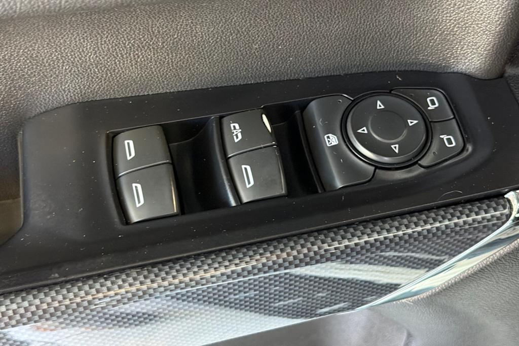 Thumbnail: 2019 Chevrolet Silverado 1500 - 21