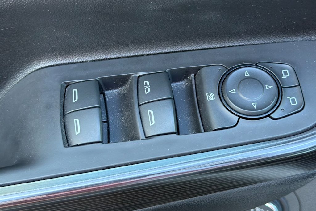Thumbnail: 2019 GMC Acadia - 21